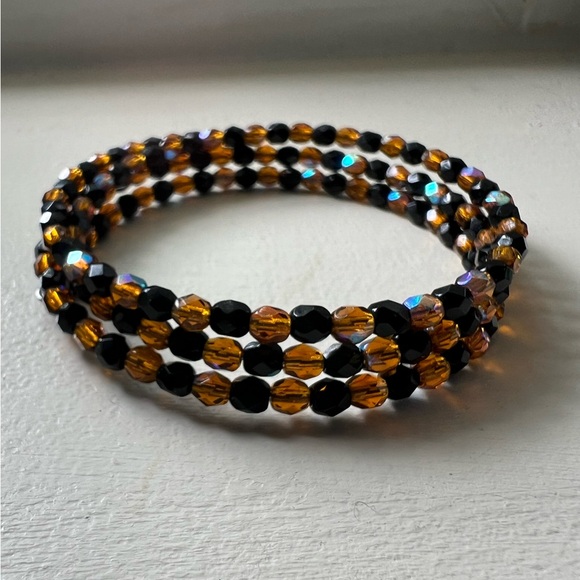 Bracelets - Memory-wire with sparkly glass beads - Picture 6 of 8